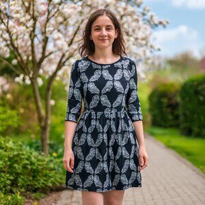 ASOS owl black and white dress. Size 8 3/4 Sleeves